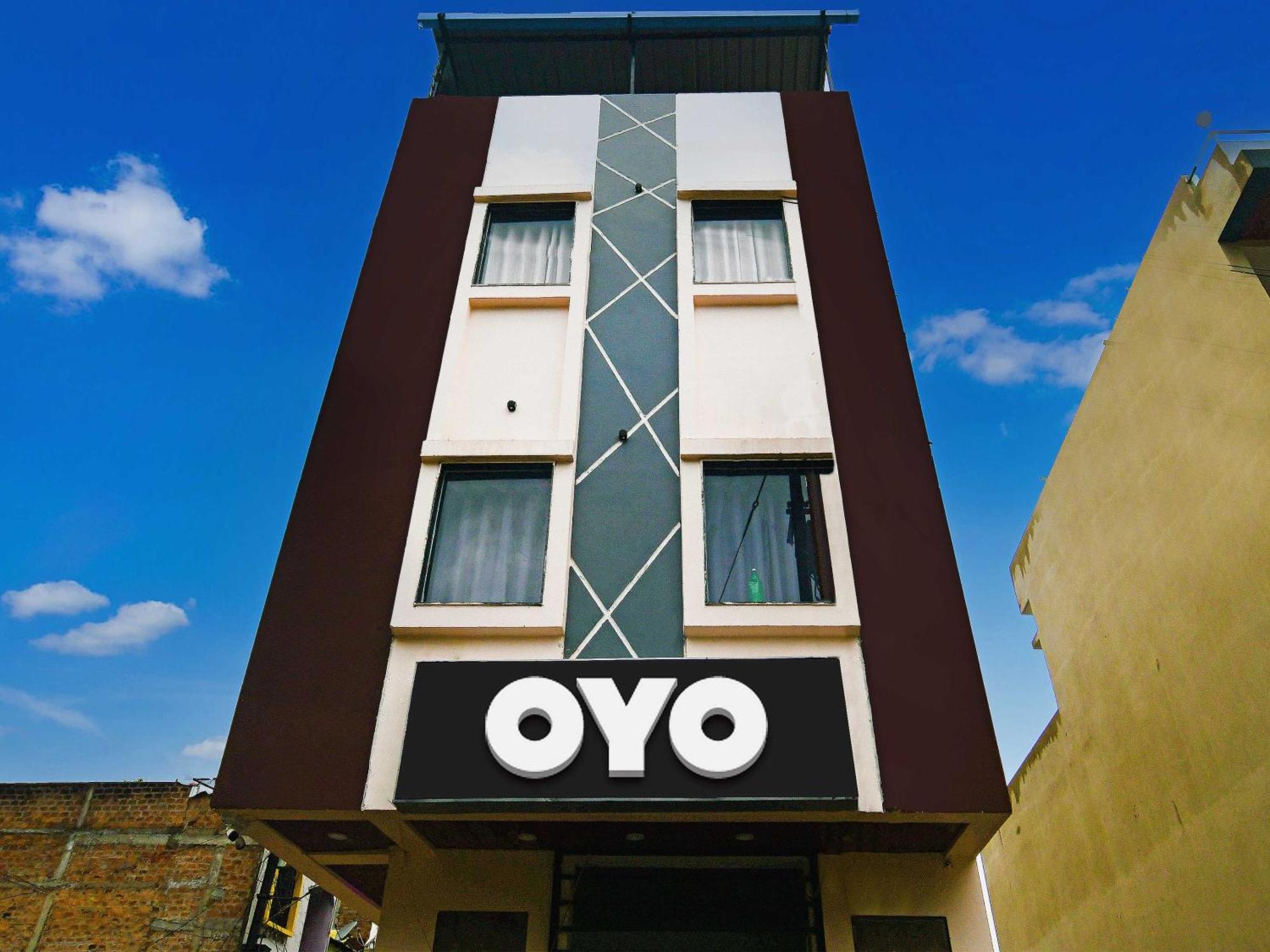 Oyo Flagship Hotel Blue Tick Indore Exterior foto