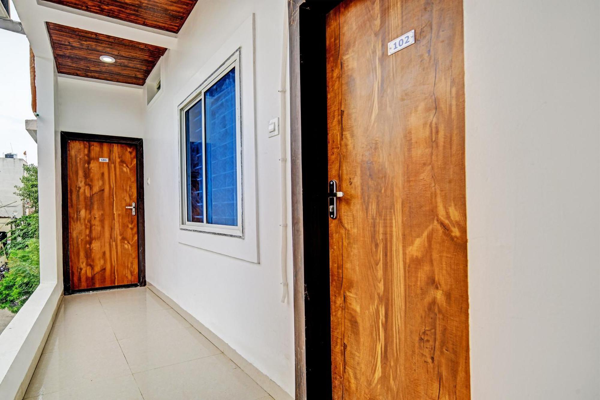 Oyo Flagship Hotel Blue Tick Indore Exterior foto